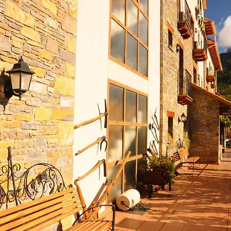 Hotel Arnal 3*