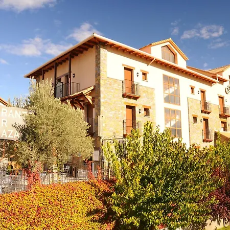 Arnal Hotel