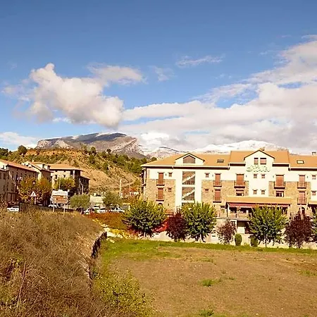 Arnal Hotell