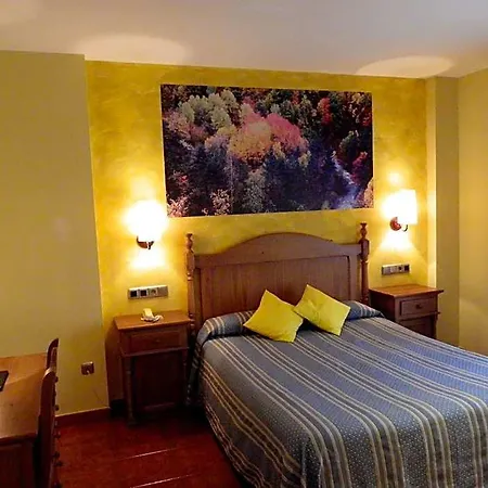 Arnal Hotell Escalona