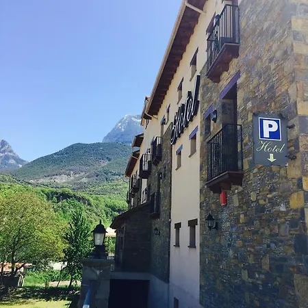 Arnal Escalona