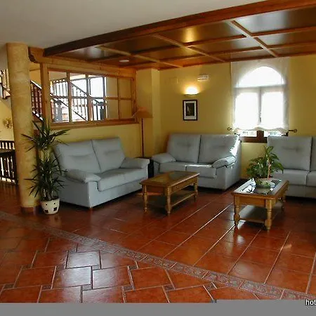 Otel Arnal 3*