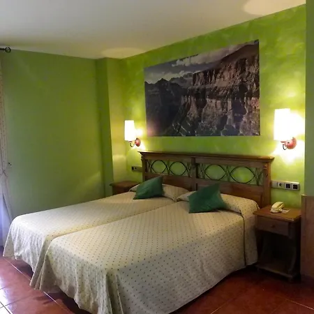 Arnal Hotel Escalona